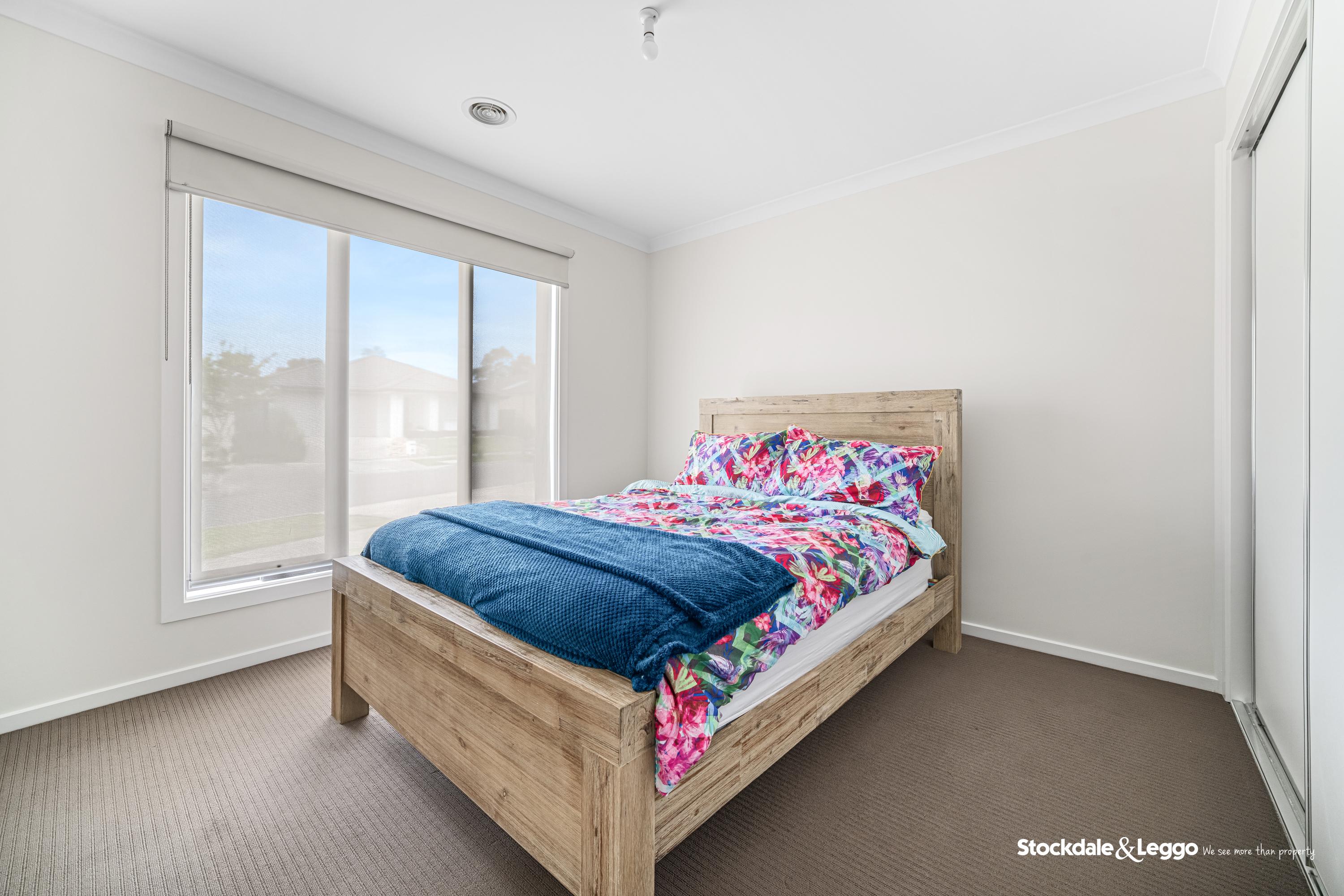 2 Nikolai Place, Clyde North VIC, Clyde North - Thumbnail 6