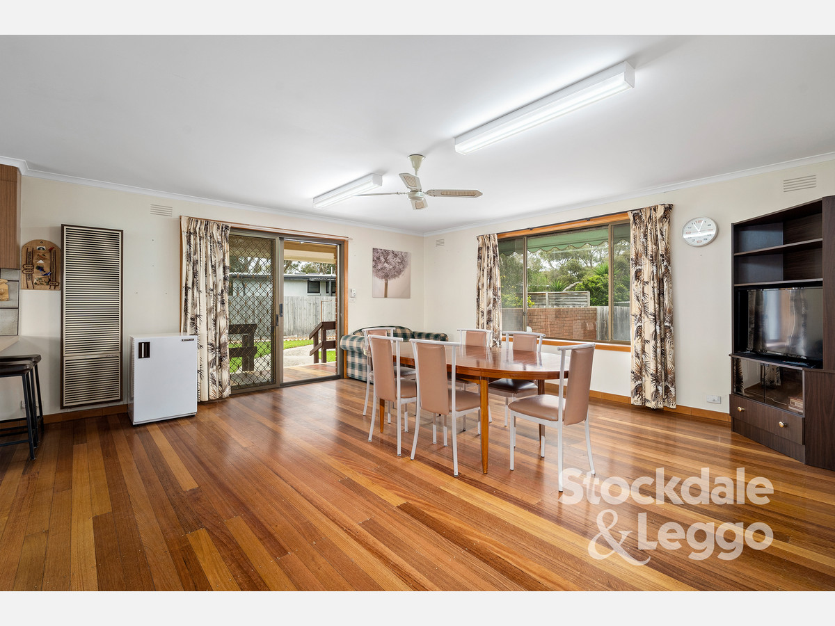 4 Valentine Street, Rye VIC 3941, Rye - Thumbnail 3