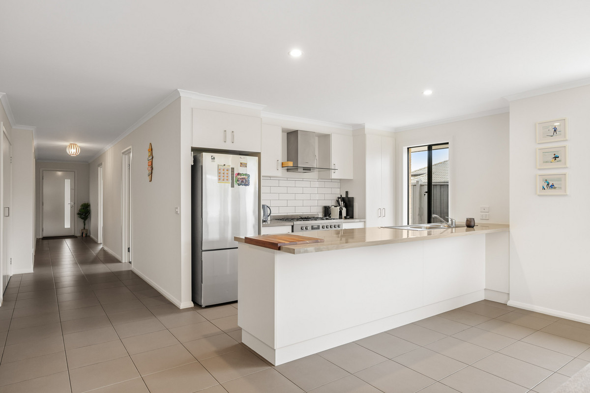 7 Currawong Close, Cowes VIC 3922, Cowes - Thumbnail 7