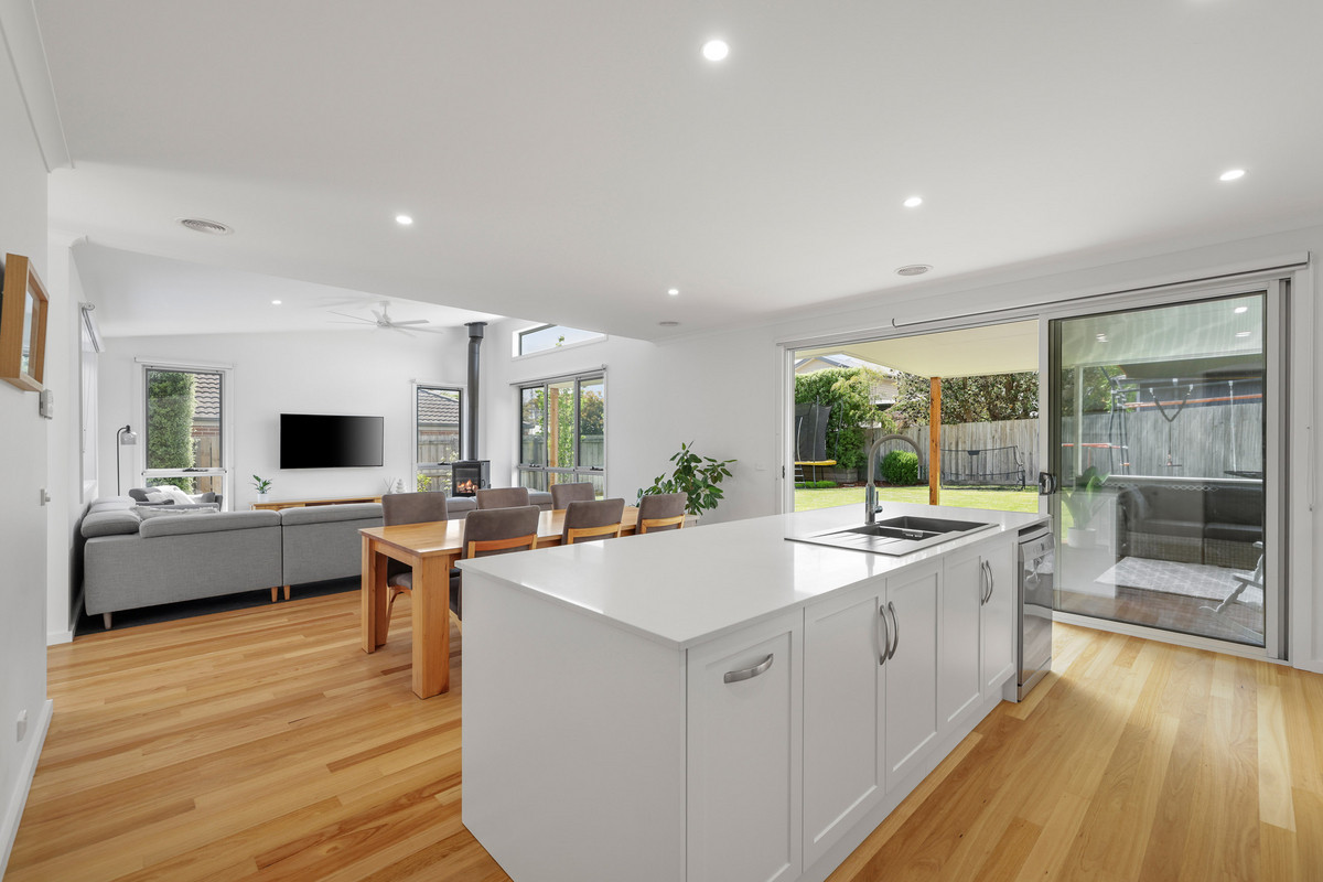 1 Bradley Court, Cowes VIC 3922, Cowes - Thumbnail 8