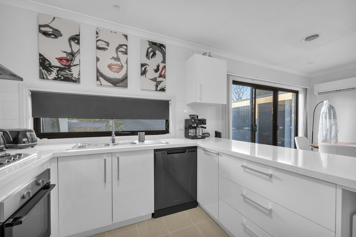 45A Lurline Street, Cranbourne VIC 3977, Cranbourne - Thumbnail 2
