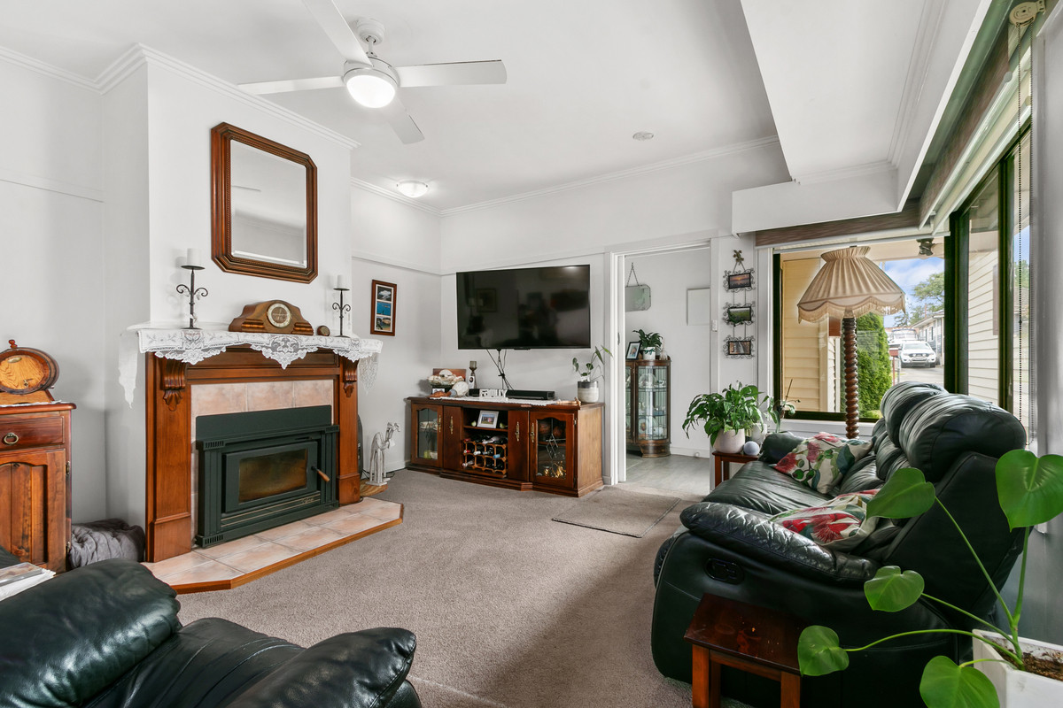 108 Elgin Street, Morwell VIC 3840, Morwell - Thumbnail 2