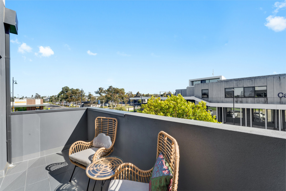 31 Golden Green Street, Pakenham VIC 3810, Pakenham - Thumbnail 6