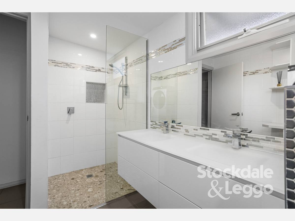 130 Spray Street, Rosebud VIC 3939, Rosebud - Thumbnail 6