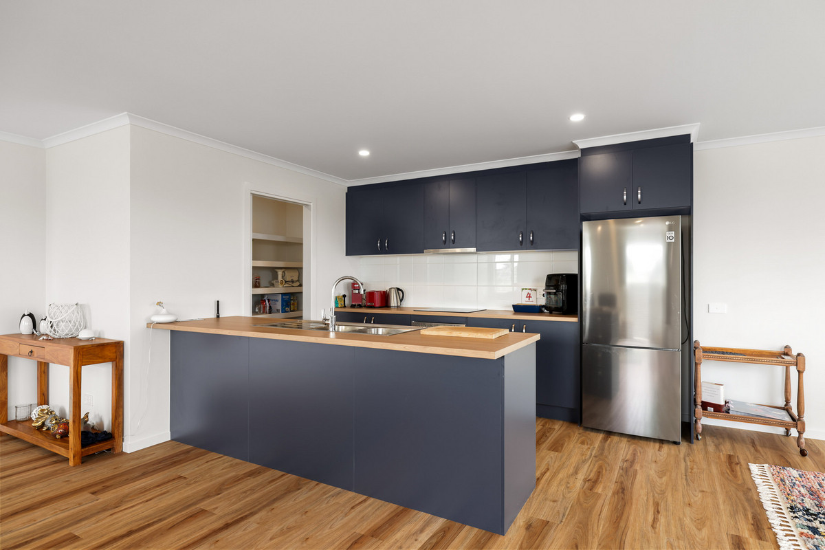8 Edgar Road, San Remo VIC 3925, San Remo - Thumbnail 3