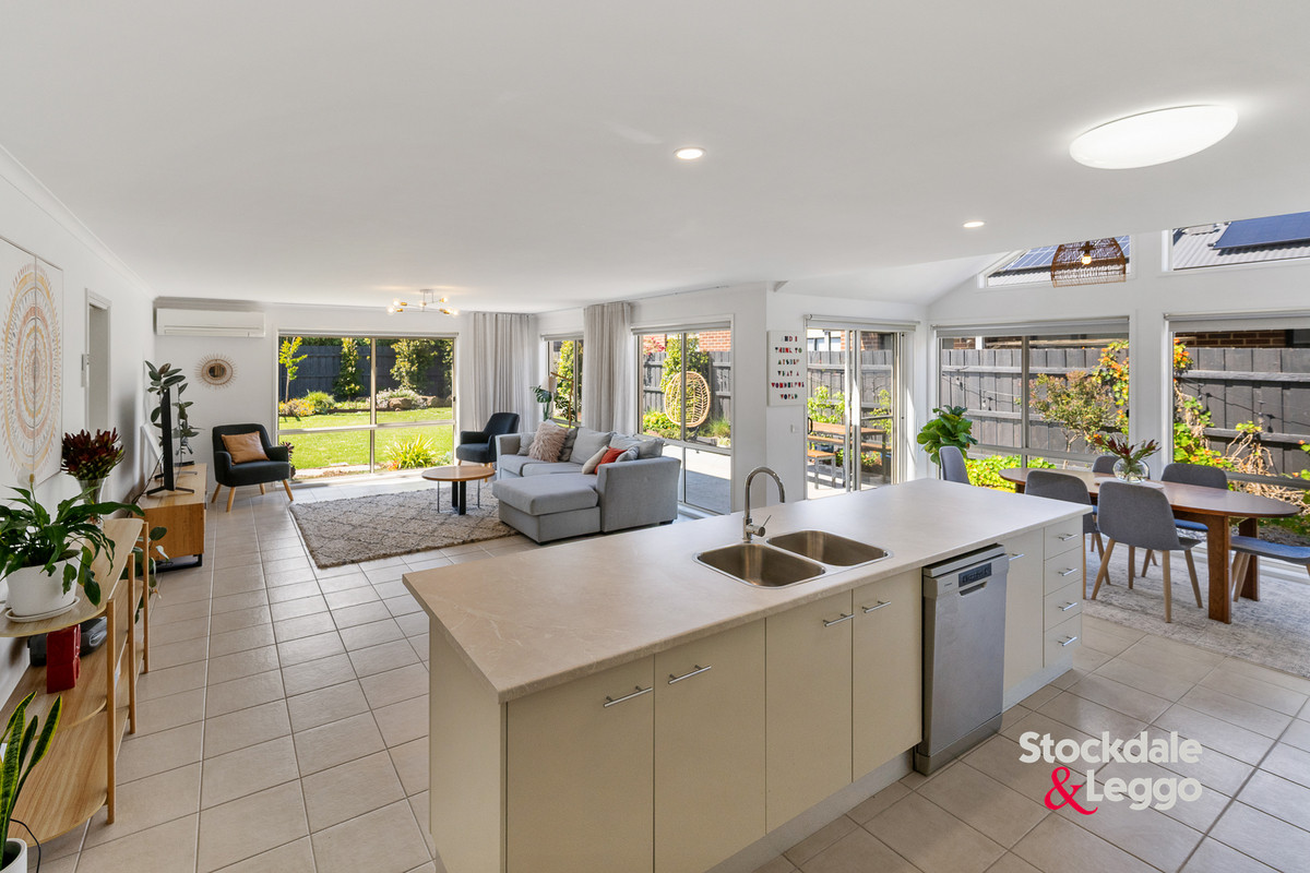 17 Outrigger Drive, INVERLOCH VIC 3996, Inverloch - Thumbnail 6