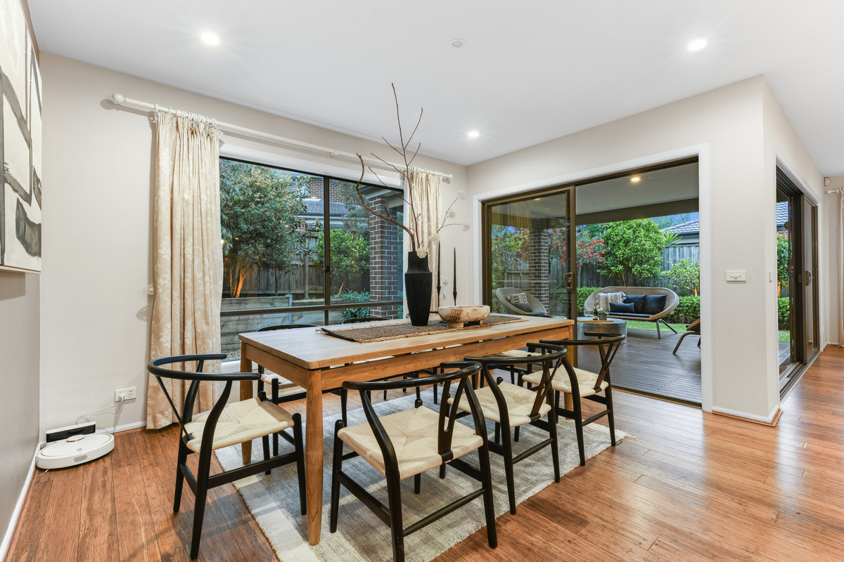 34 Highvale Crescent, Berwick VIC 3806, Berwick - Thumbnail 8