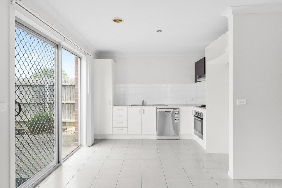 34 / 11 Hawk Avenue, Pakenham VIC 3810, Pakenham - Thumbnail 4