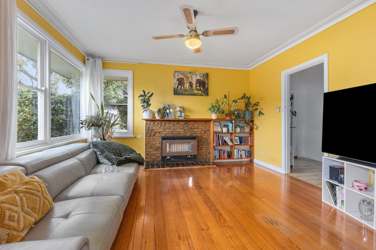 57 Augustine Terrace, Glenroy VIC 3046, Glenroy - Thumbnail 3