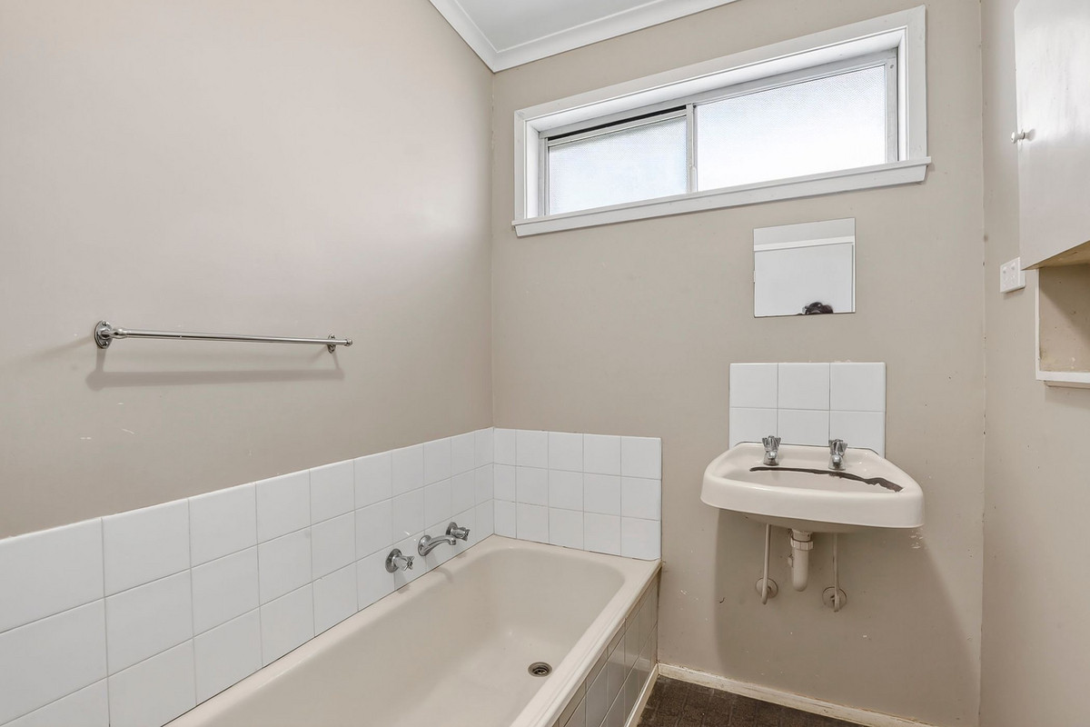 2 Hodges Court, Breakwater VIC 3219, Breakwater - Thumbnail 5