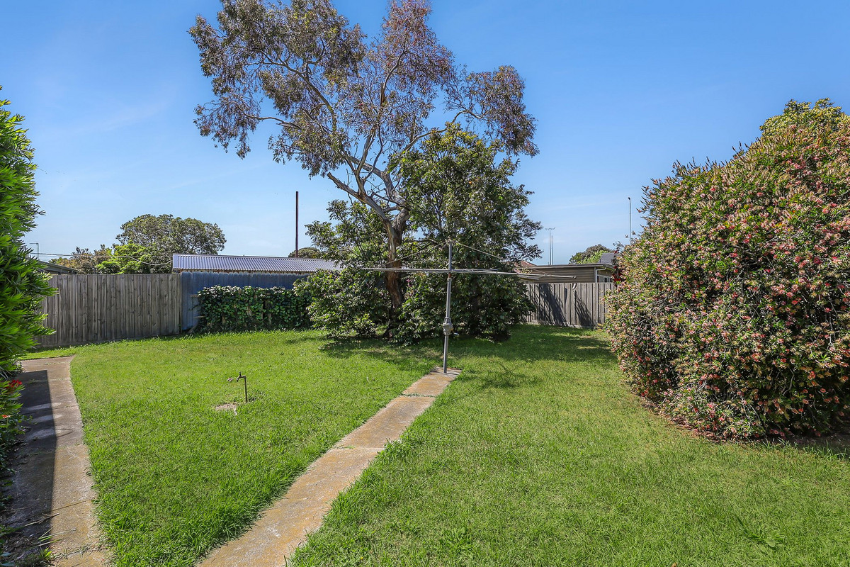 2 Hodges Court, Breakwater VIC 3219, Breakwater - Thumbnail 6