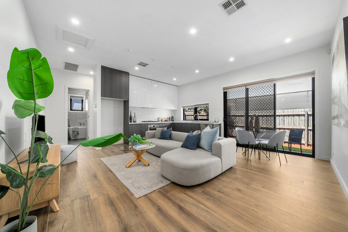 3 / 8 Leonard Avenue, Glenroy VIC 3046, Glenroy - Thumbnail 2