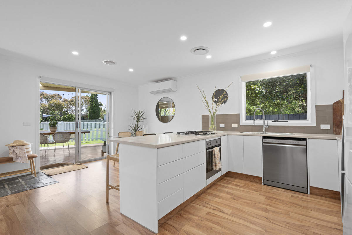 31 Carawatha Avenue, CLIFTON SPRINGS VIC 3222, Clifton Springs - Thumbnail 4