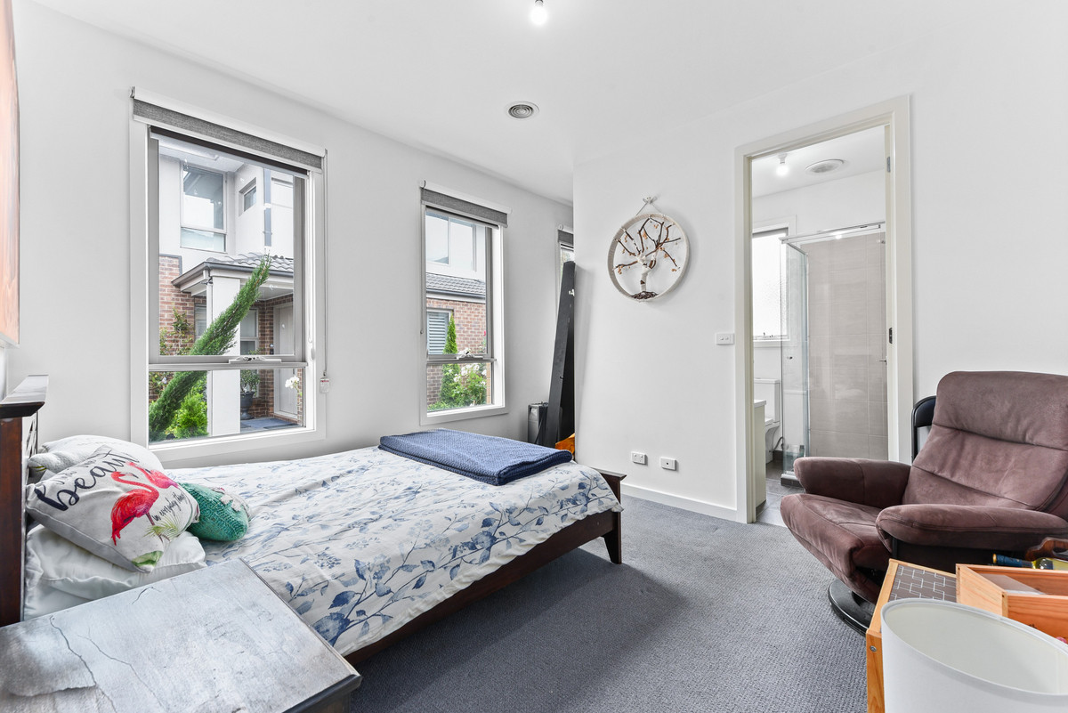 12 Misha Boulevard, Endeavour Hills VIC 3802, Endeavour Hills - Thumbnail 7