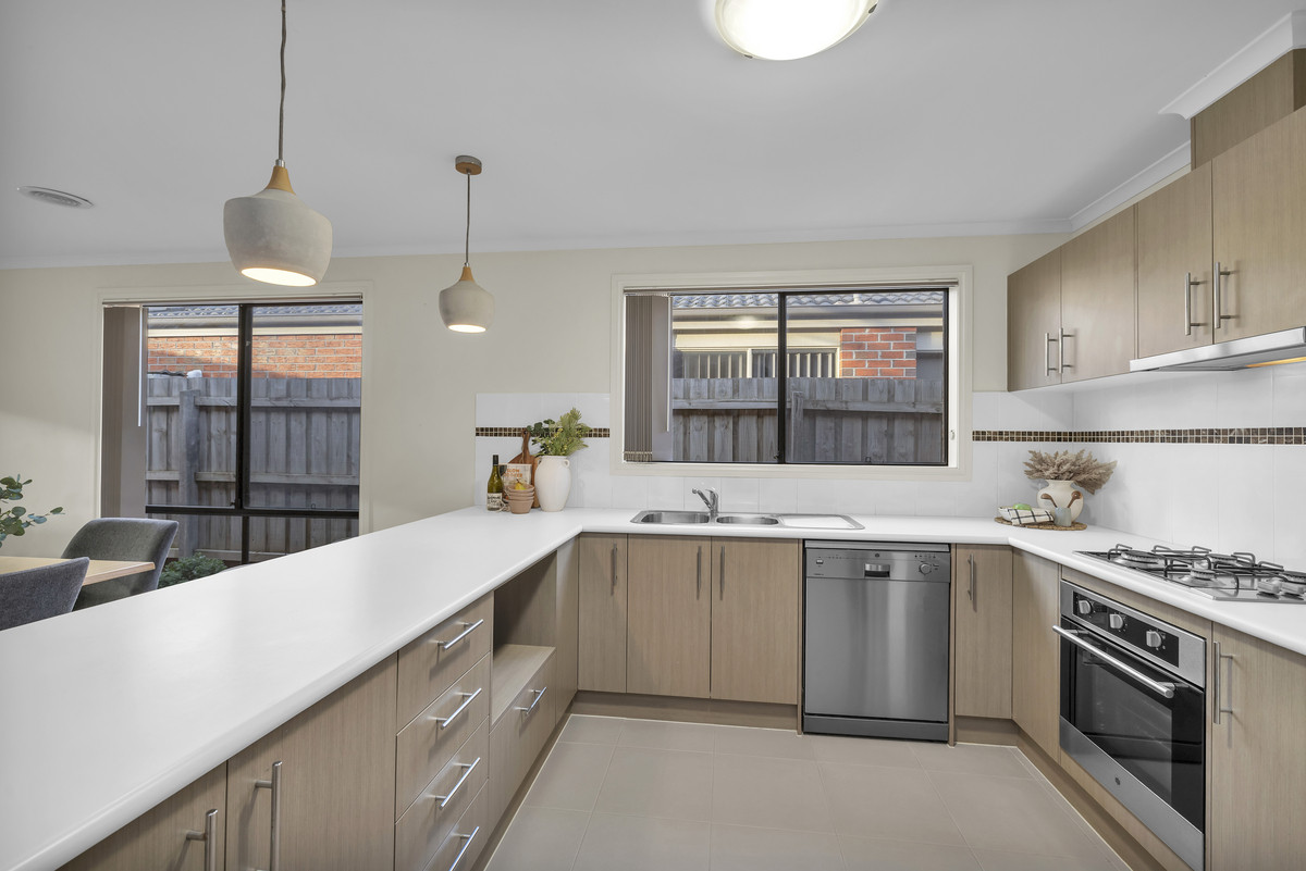 77 Diamond Parade, Skye VIC 3977, Skye - Thumbnail 5