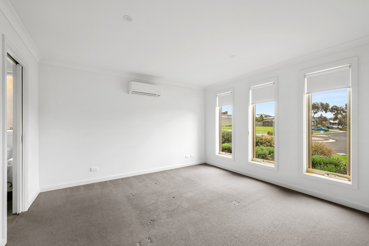 43 Seagrove Way, Cowes VIC 3922, Cowes - Thumbnail 5