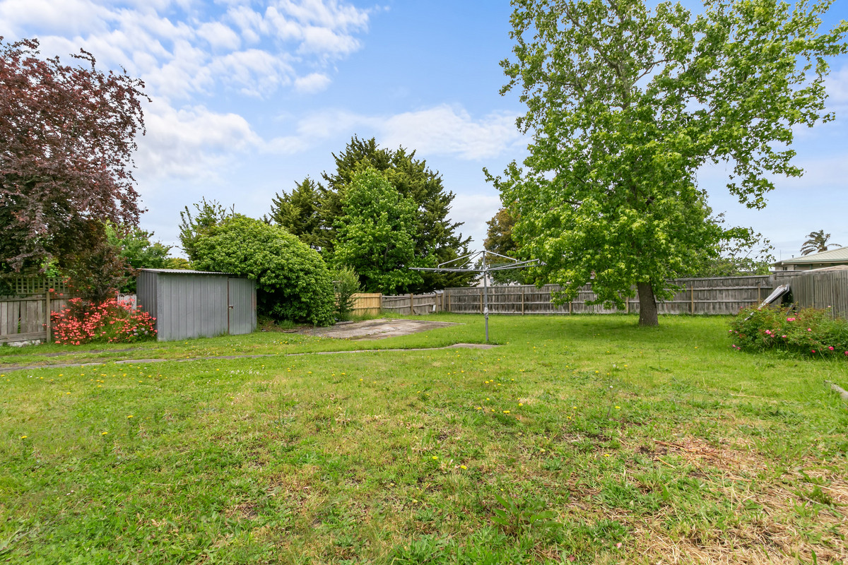 74 Churchill Road, MORWELL VIC 3840, Morwell - Thumbnail 3