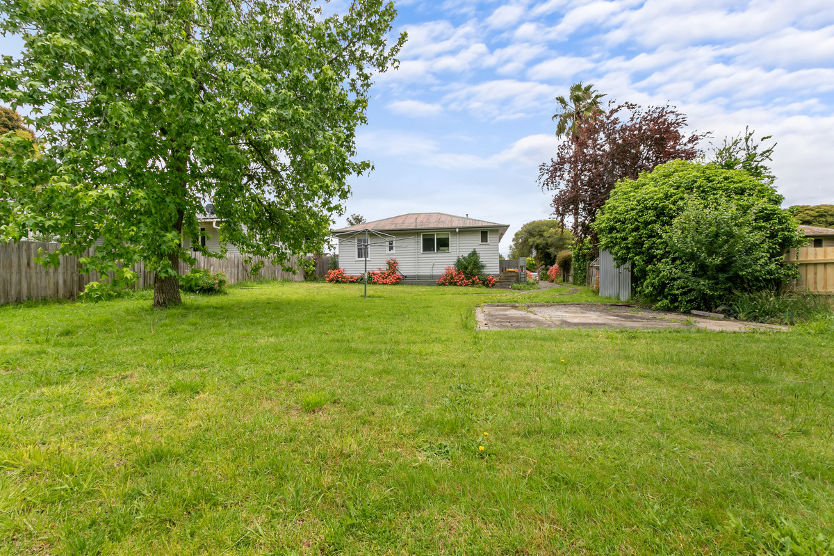 74 Churchill Road, MORWELL VIC 3840, Morwell - Thumbnail 4
