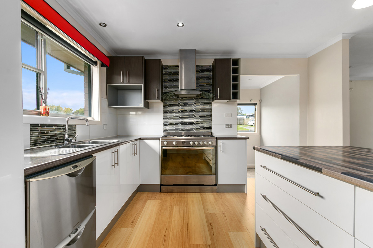 7 Banksia Crescent, CHURCHILL VIC 3842, Churchill - Thumbnail 4