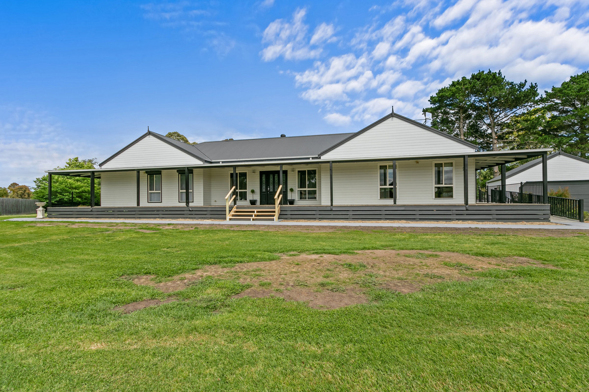21 Palm Grove, Morwell VIC 3840, Morwell - Thumbnail 2