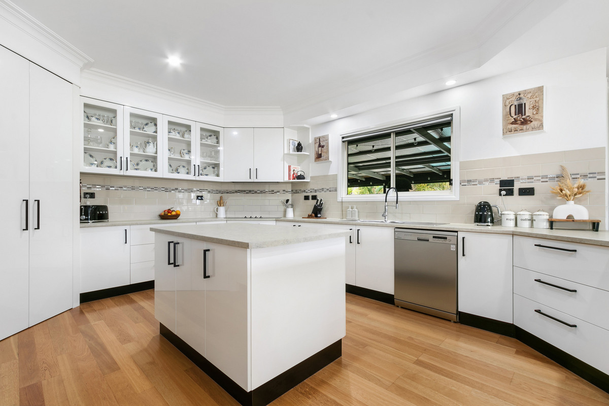 21 Palm Grove, Morwell VIC 3840, Morwell - Thumbnail 4