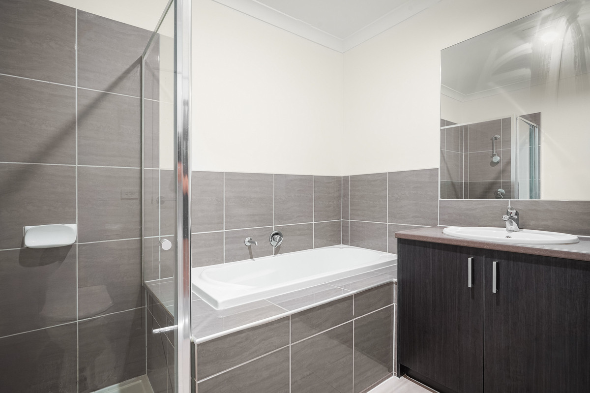 15 Glenvista Road, Pakenham VIC 3810, Pakenham - Thumbnail 8