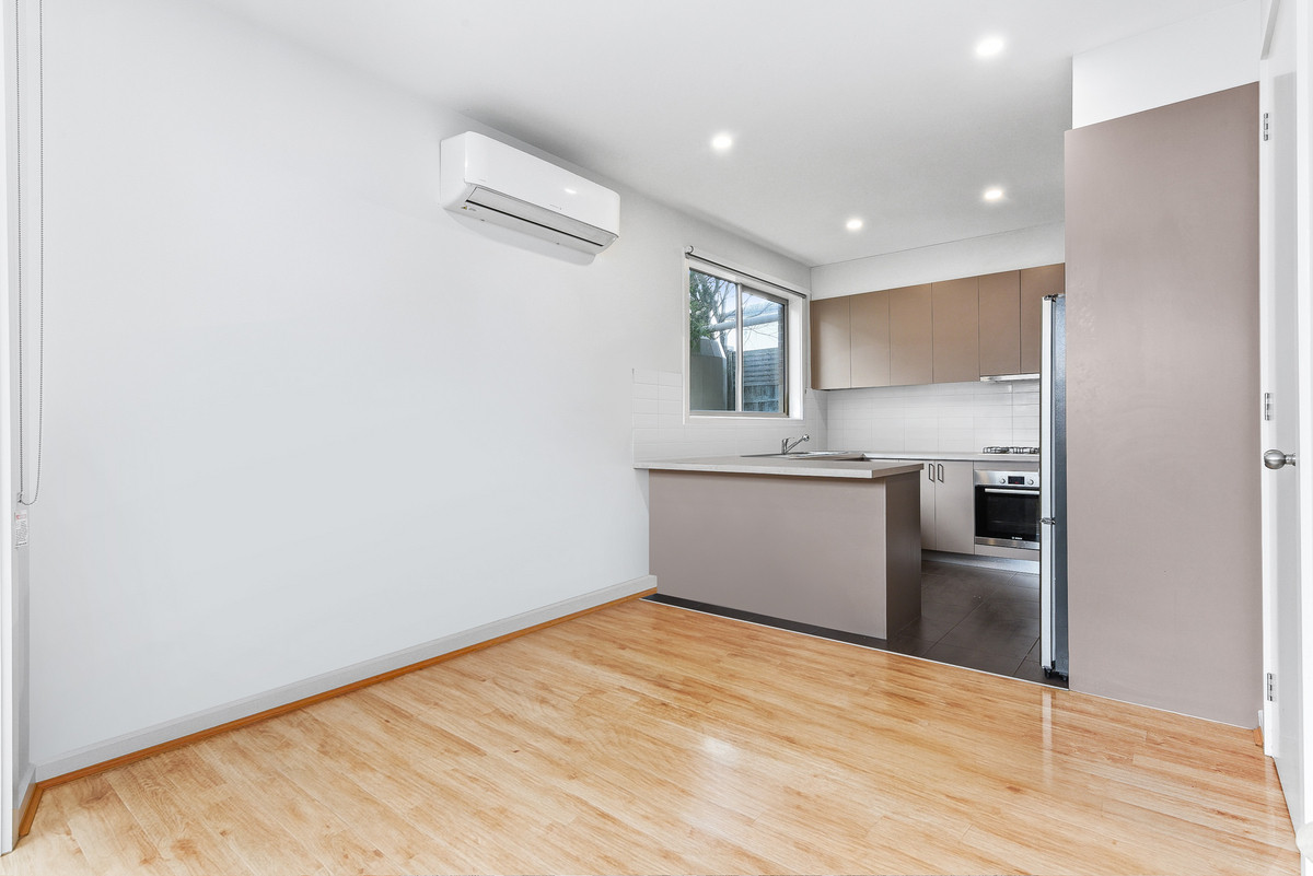 12 Misha Boulevard, Endeavour Hills VIC 3802, Endeavour Hills - Thumbnail 4
