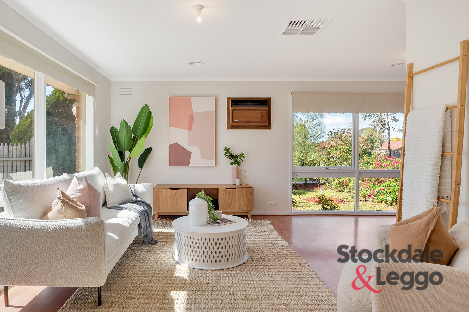 40 Gleneagles Drive, Sunbury VIC, Sunbury - Thumbnail 2