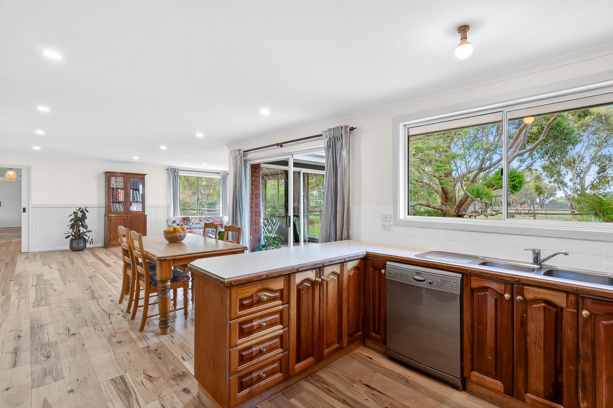62 Savage Drive, Inverleigh VIC 3321, Inverleigh - Thumbnail 5