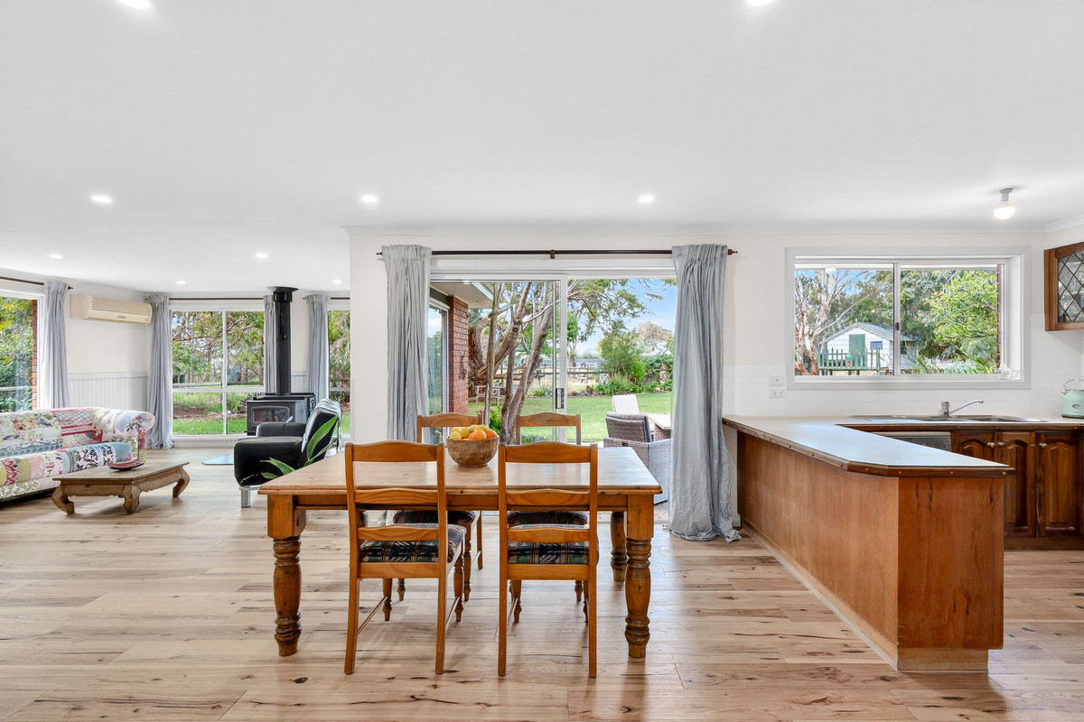 62 Savage Drive, Inverleigh VIC 3321, Inverleigh - Thumbnail 4