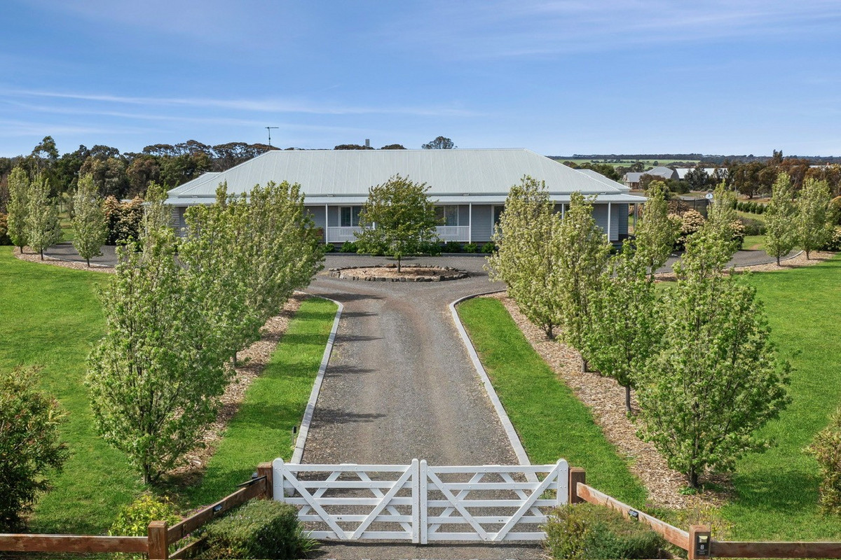 8 Falkirk Crescent, Inverleigh VIC 3321, Inverleigh - Image 1