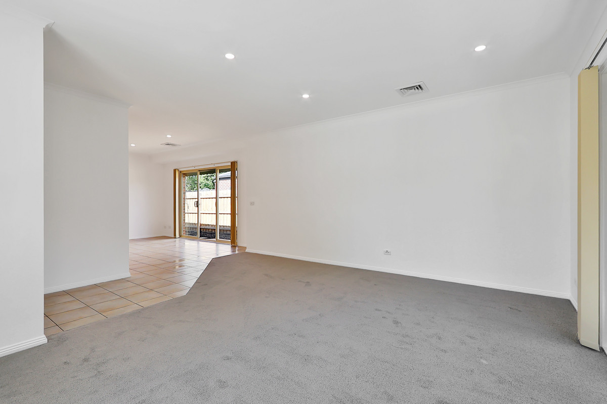 2 / 19 Ricky Court, Mooroolbark VIC 3138, Mooroolbark - Thumbnail 2