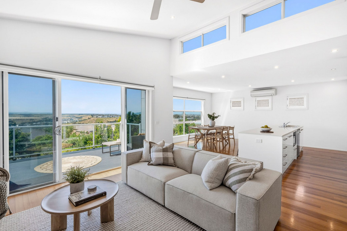 45 Wallaroo Way, Highton VIC 3216, Highton - Thumbnail 4