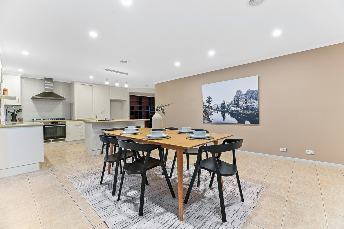 76 Kingston Avenue, NARRE WARREN SOUTH VIC 3805, Narre Warren South - Thumbnail 8