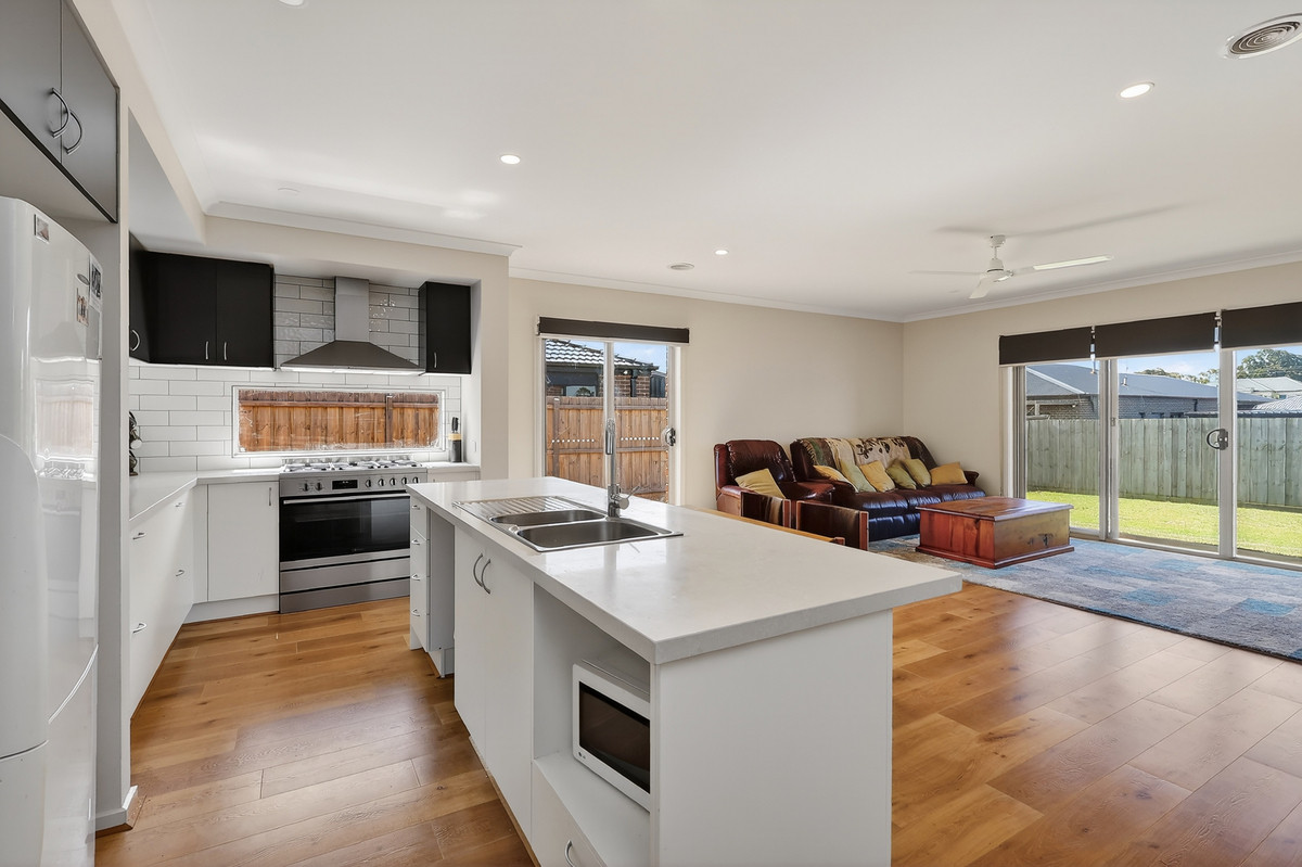 6 Goldstraw Esplanade, Warrnambool VIC 3280, Warrnambool - Thumbnail 4