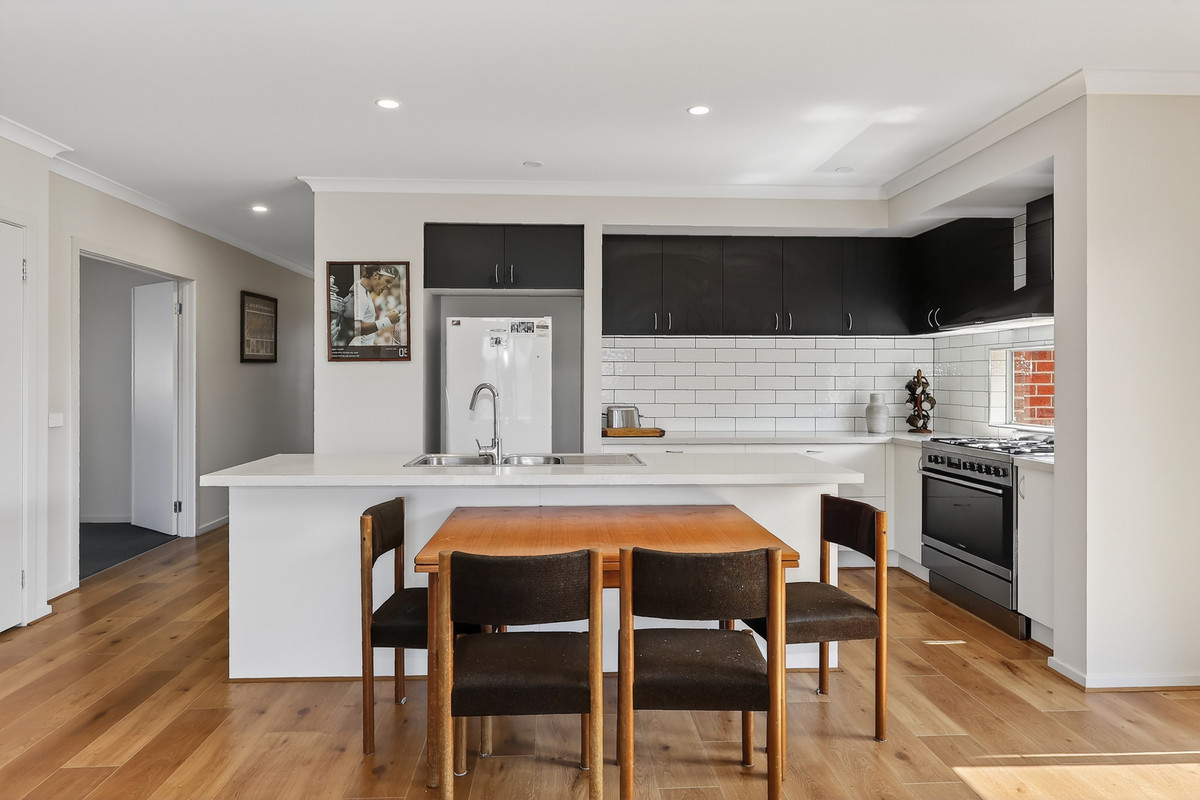 6 Goldstraw Esplanade, Warrnambool VIC 3280, Warrnambool - Thumbnail 5