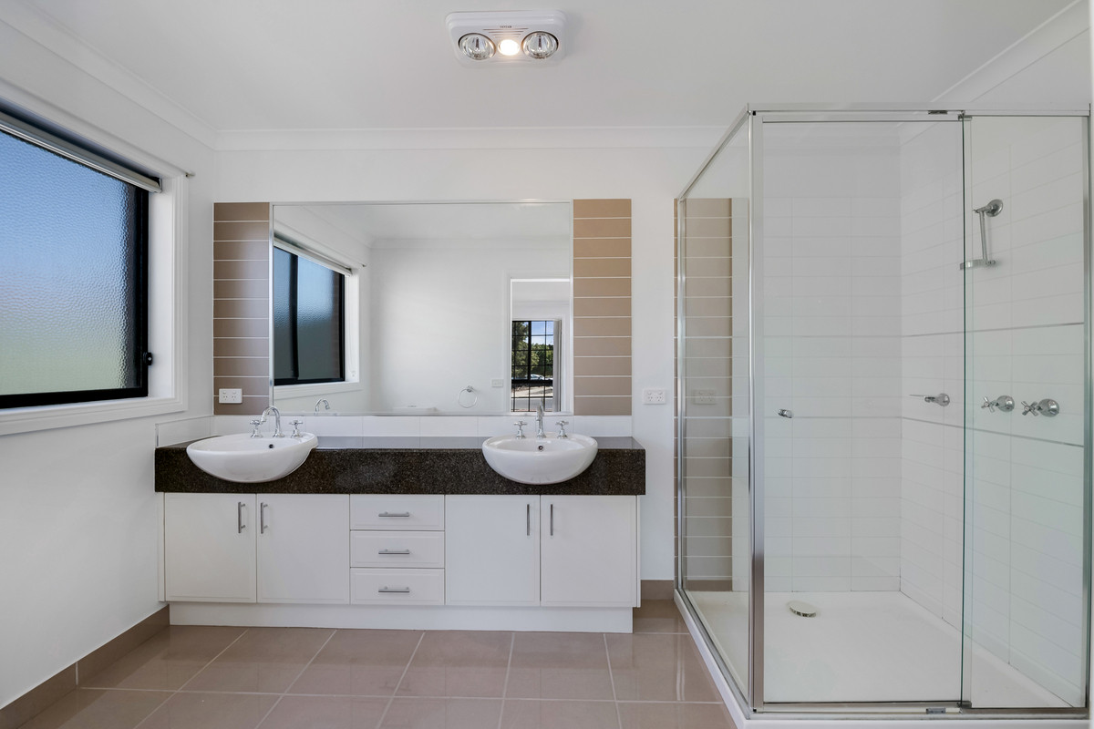 14 Lyndam Avenue, Maiden Gully VIC 3551, Maiden Gully - Thumbnail 7