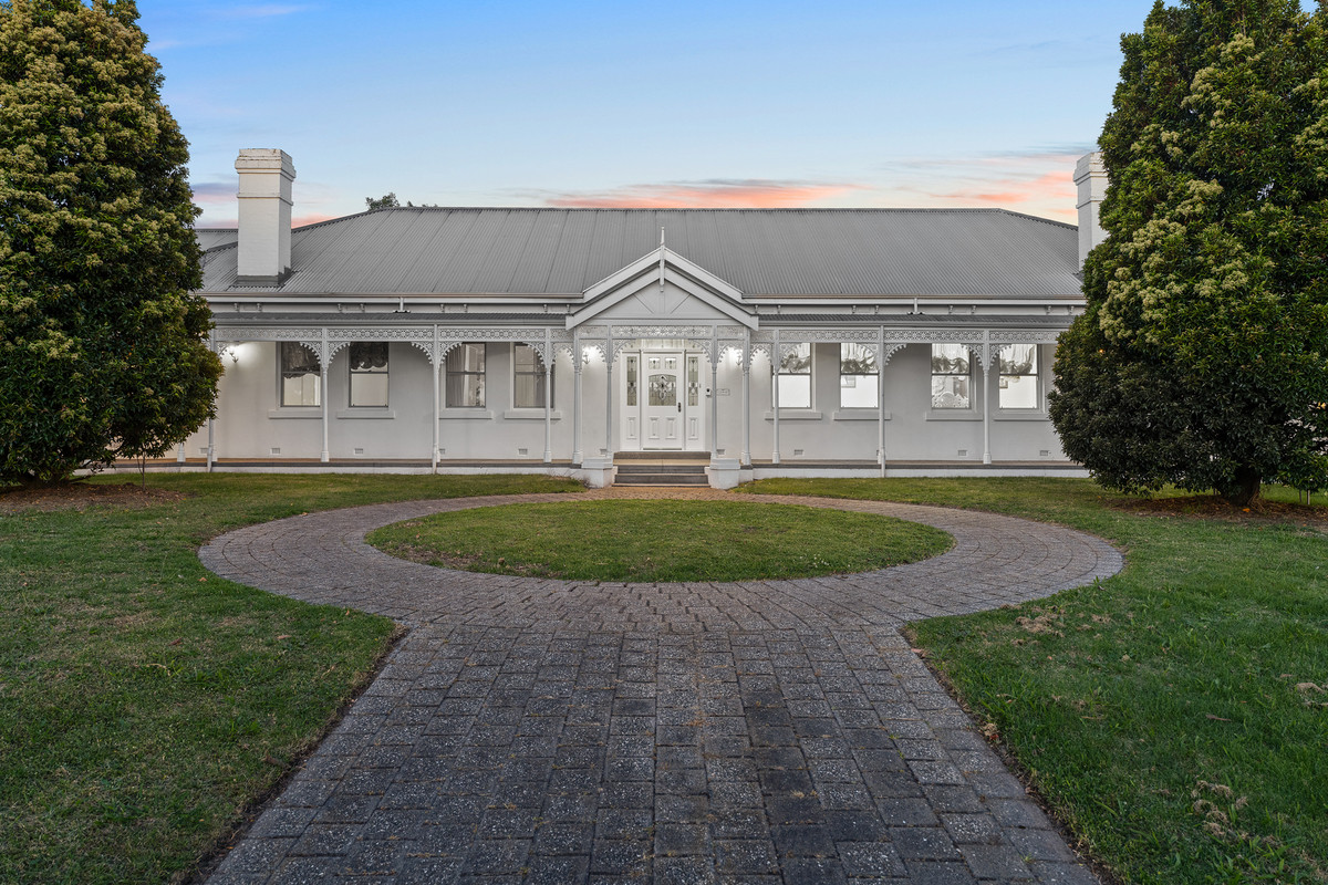 46-48 Fontaine Terrace, Narre Warren North - Image 1