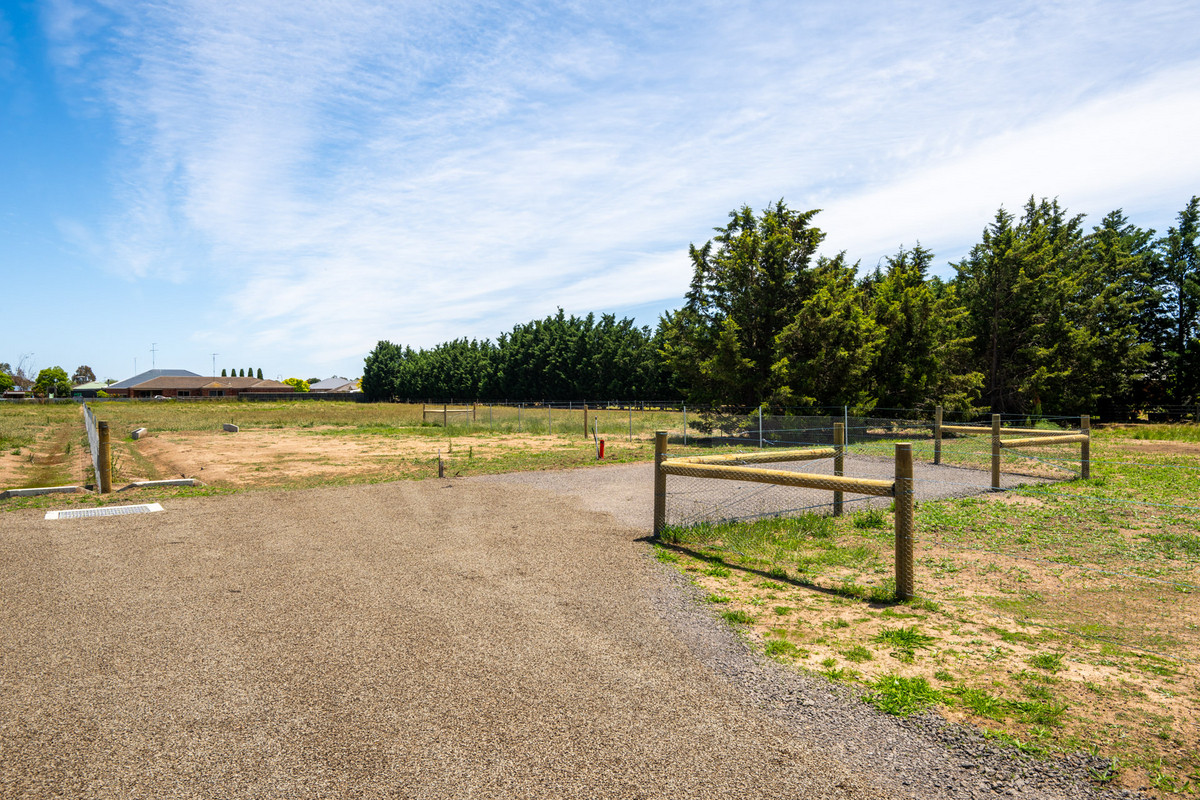 158A Burnside Road, Bannockburn VIC 3331, Bannockburn - Thumbnail 2
