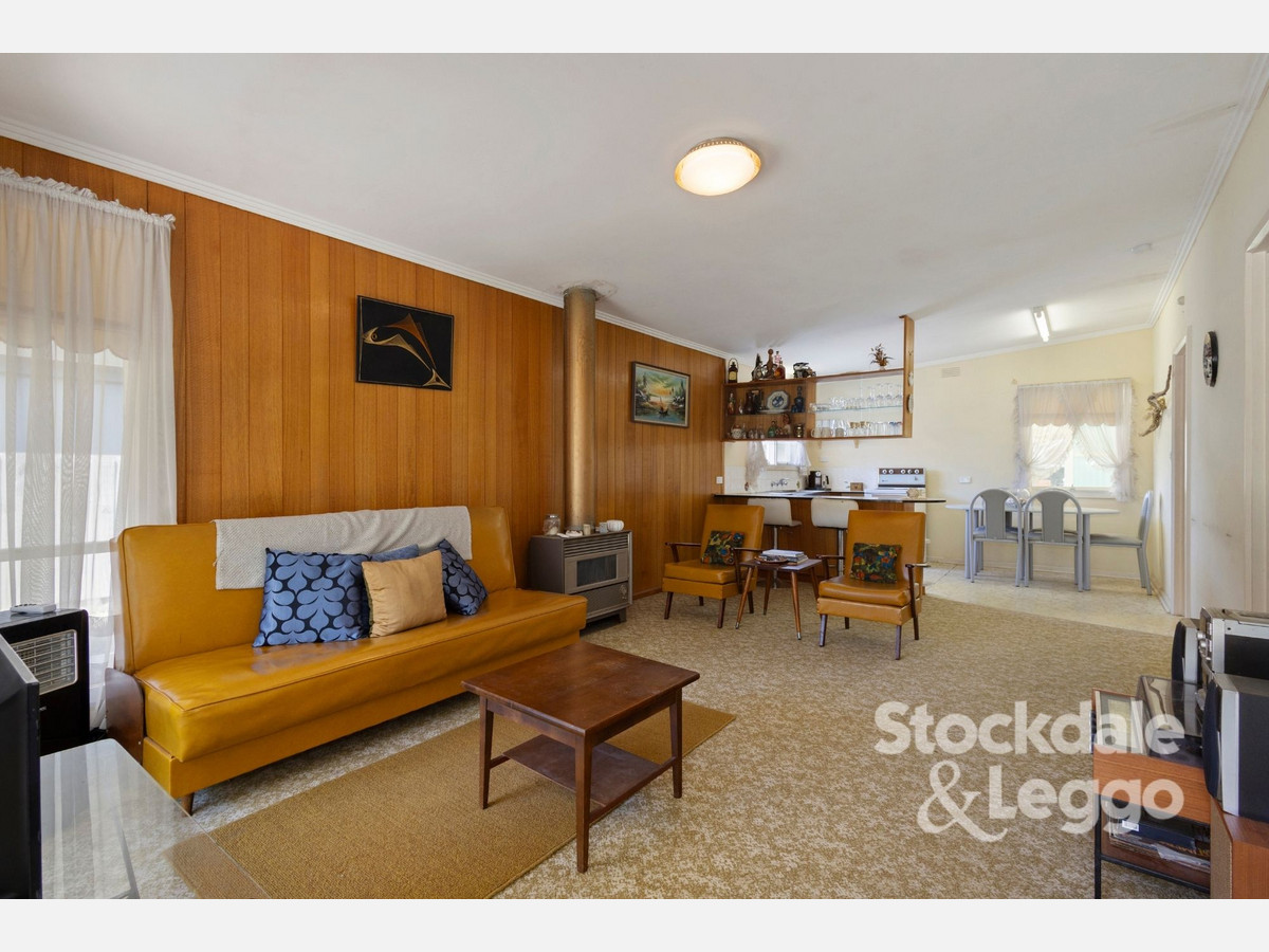 99 Raymond Street, Tootgarook VIC 3941, Tootgarook - Thumbnail 3