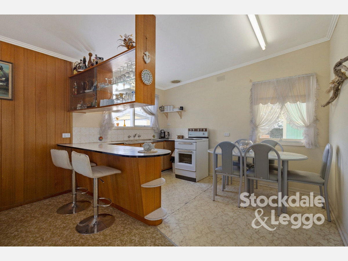 99 Raymond Street, Tootgarook VIC 3941, Tootgarook - Thumbnail 4