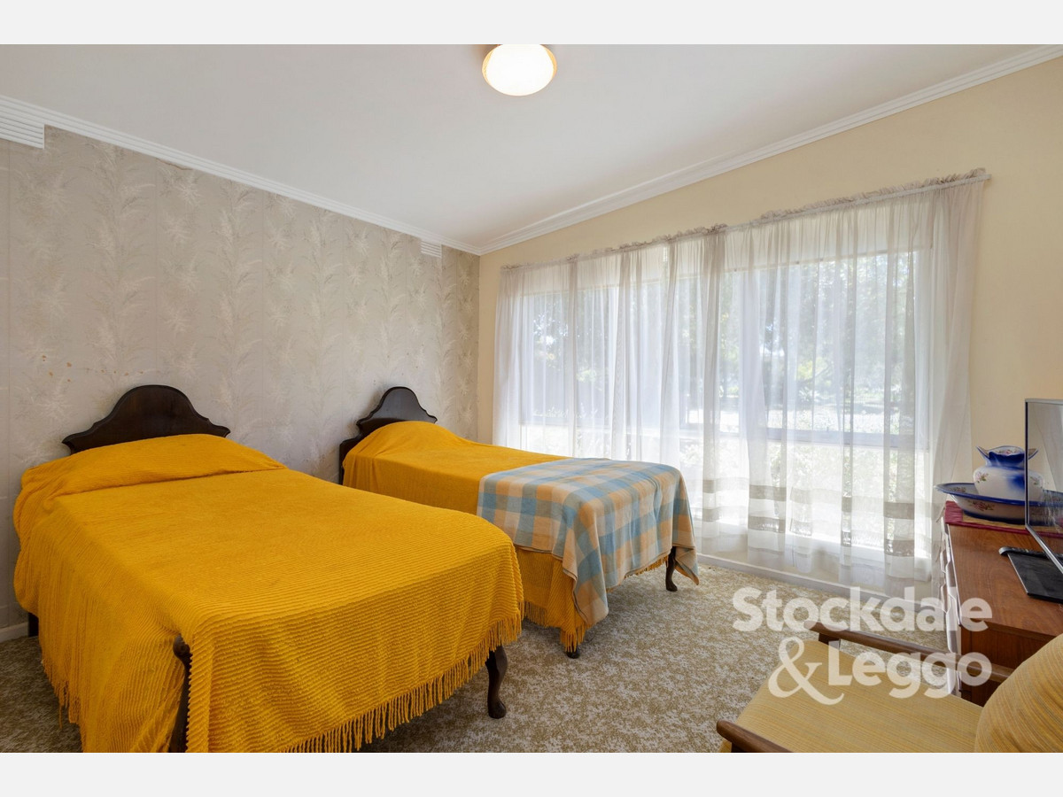 99 Raymond Street, Tootgarook VIC 3941, Tootgarook - Thumbnail 6