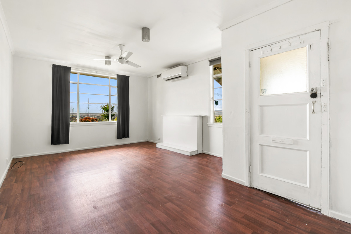 7 Doolan Street, Morwell VIC 3840, Morwell - Thumbnail 2