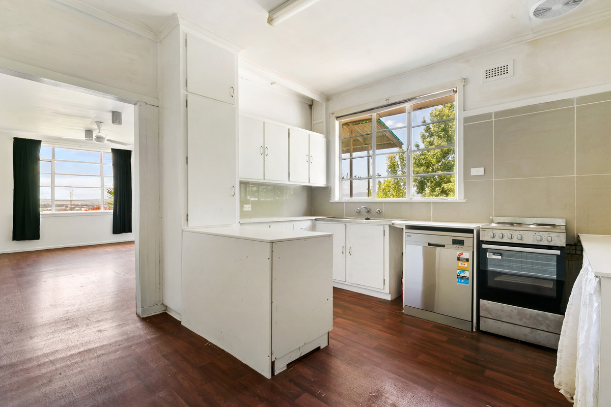 7 Doolan Street, Morwell VIC 3840, Morwell - Thumbnail 6