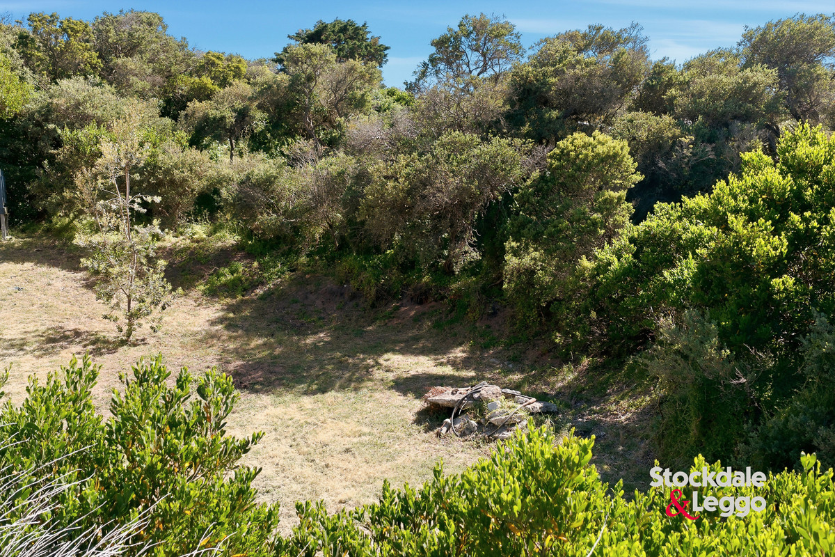 81 Bradley Avenue, VENUS BAY VIC 3956, Venus Bay - Thumbnail 2