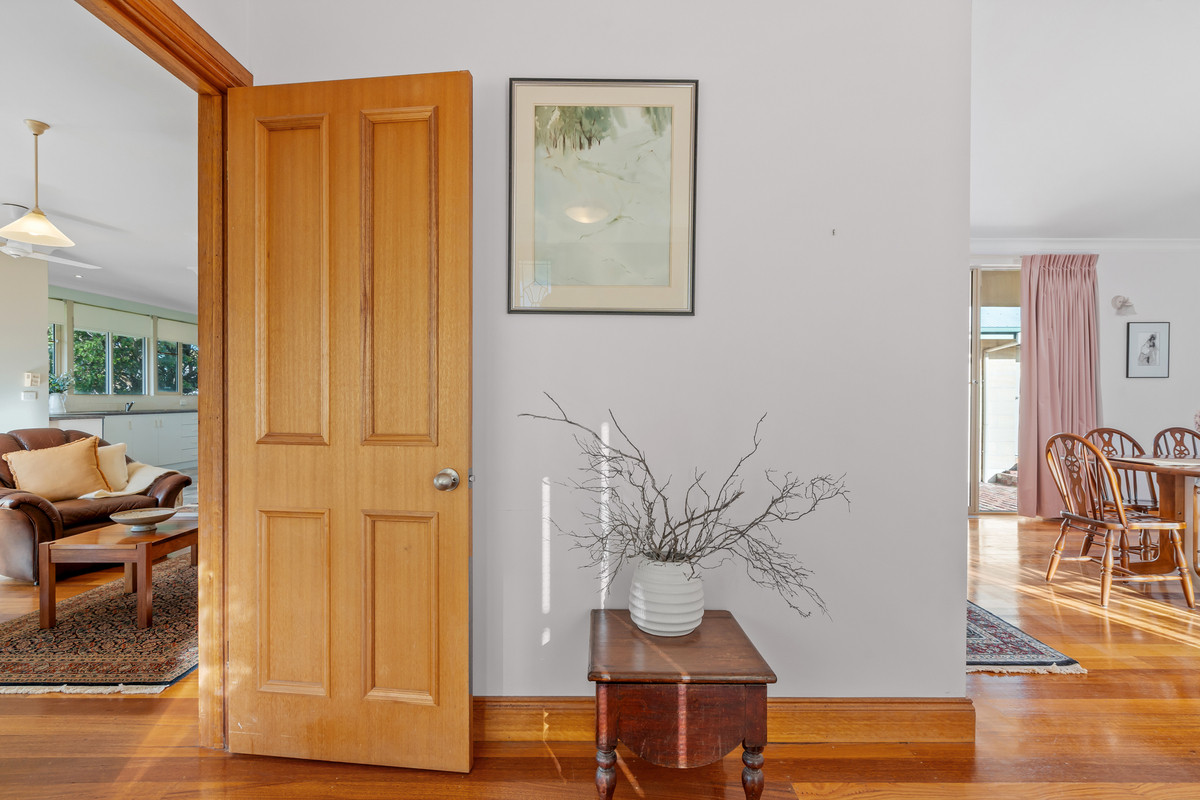 1 / 7 Regent, Port Fairy VIC 3284, Port Fairy - Thumbnail 7