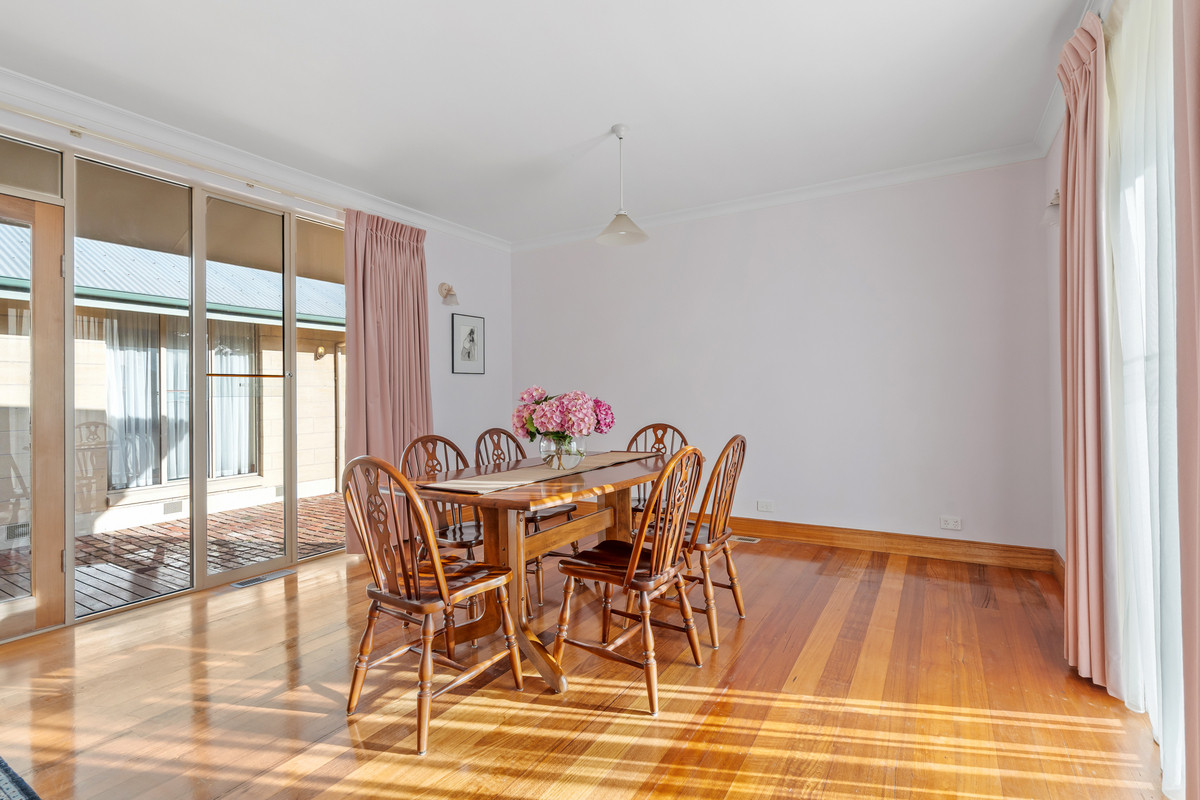 1 / 7 Regent, Port Fairy VIC 3284, Port Fairy - Thumbnail 8