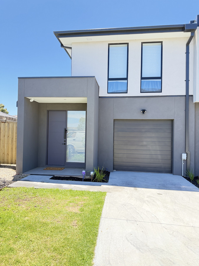 20 / 12 Ethan Court, Pakenham VIC 3810, Pakenham - Thumbnail 2