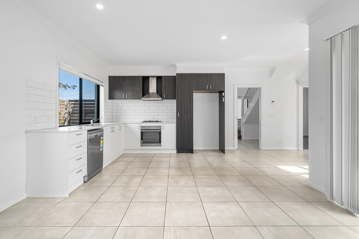 2 Meredith Street, Broadmeadows VIC 3047, Broadmeadows - Thumbnail 5