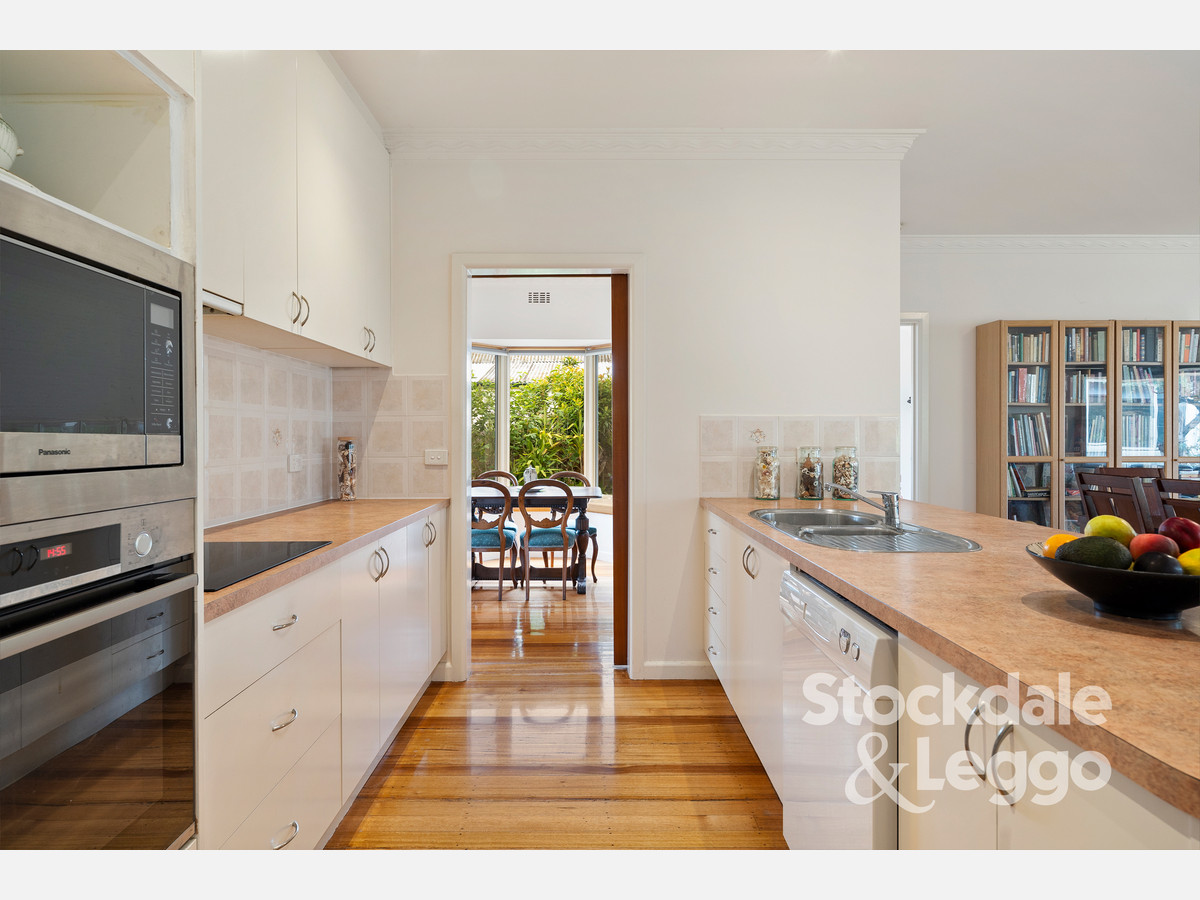 5 Wilson Street, Rosebud VIC 3939, Rosebud - Thumbnail 4